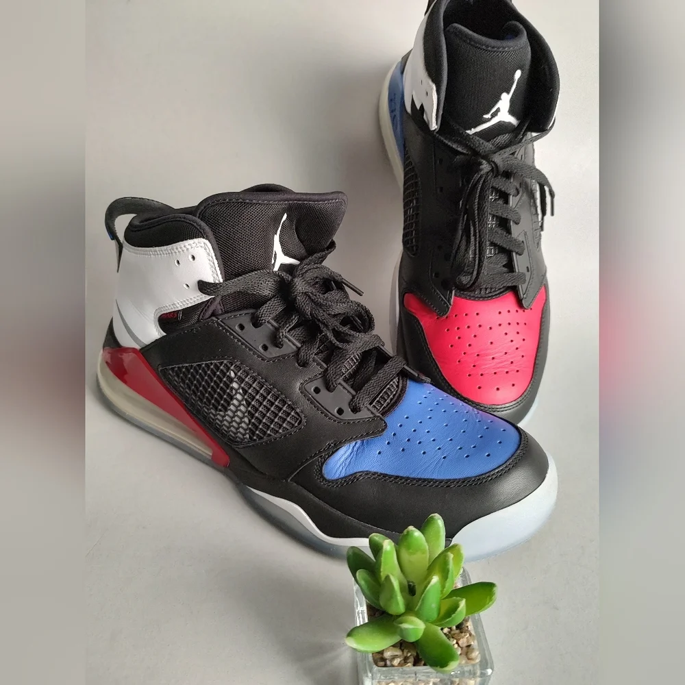 Jordan Mars 270 Top 3 Size 12  Rubber Black Red Blue White  Sneakers  Basketball